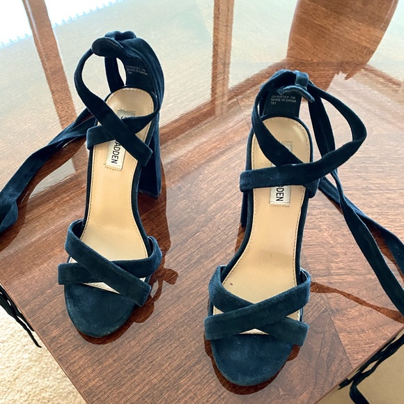 Steve Madden Black Suede Tie Up “Christey” Heels - Picture 7 of 11